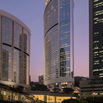 Island Shangri-La Hong Kong
